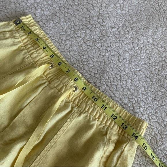 Gap Linen Blend Shorts Womens Small Elastic Waist Drawcord Pockets butter yellow - Picture 8 of 10